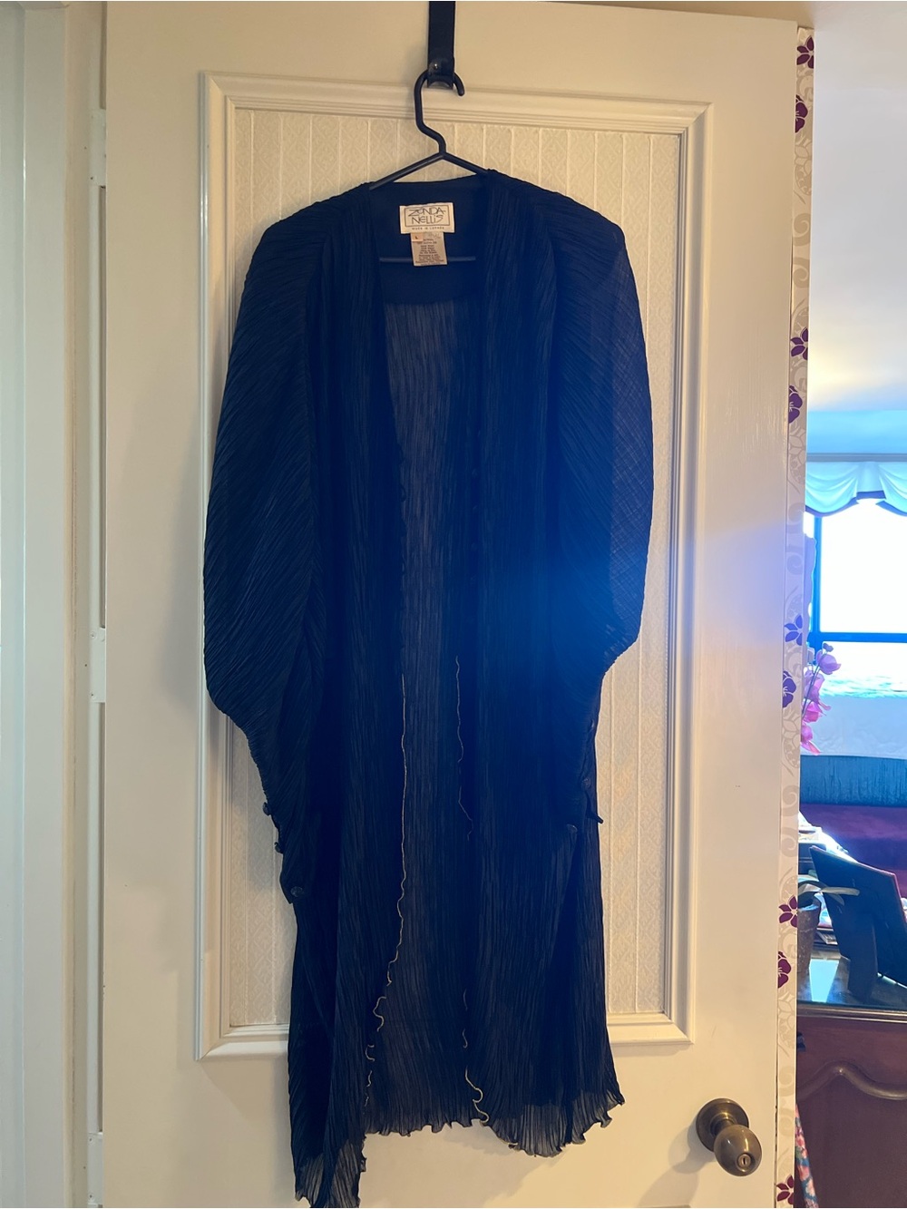 Pleated Black Open-Front Women's Duster Cape